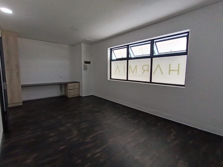 To Let commercial Property for Rent in Lorraine Eastern Cape